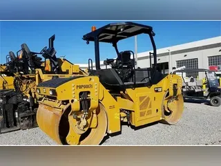 2017 CATERPILLAR CB10