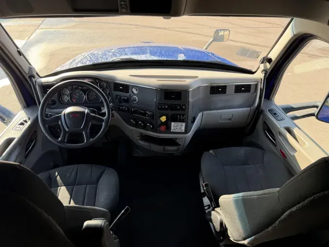 2022 Peterbilt 579