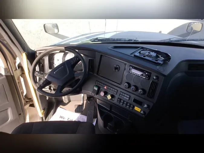 2025 Freightliner Cascadia 126