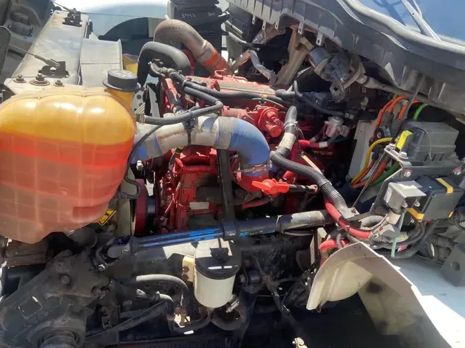 2019 NAVISTAR INTERNATIONAL 4300
