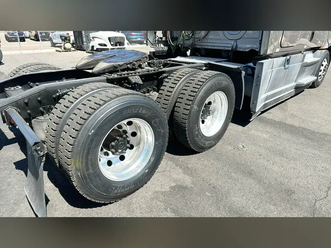 2020 Freightliner Cascadia