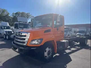 2018 HINO HINO 268