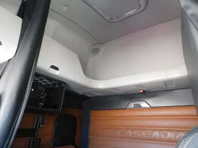 2020 Freightliner New Cascadia 126