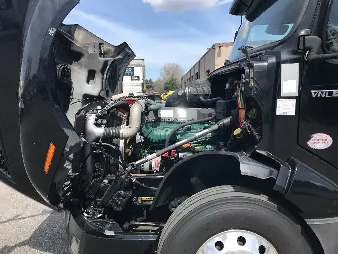 2019 Volvo VNL64760