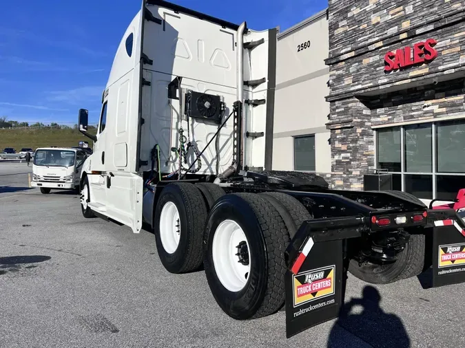 2020 Freightliner Cascadia