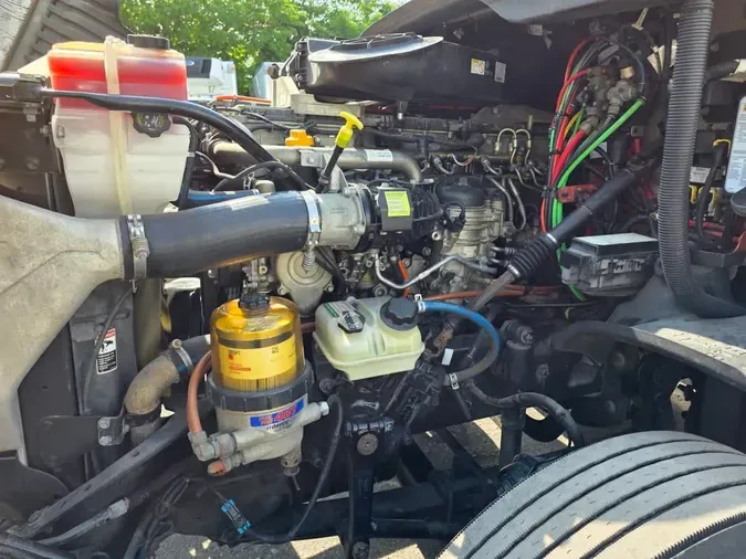 2018 FREIGHTLINER CASCADIA 125