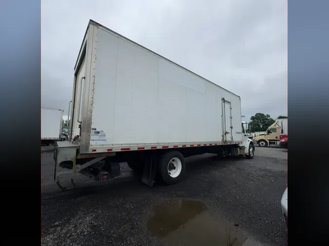 2019 FREIGHTLINER M2 106
