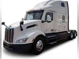 2022 Peterbilt 579