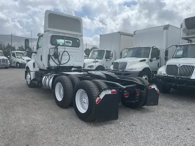 2019 NAVISTAR INTERNATIONAL LT625 DAYCAB T/A