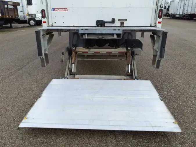 2019 FREIGHTLINER/MERCEDES M2 106