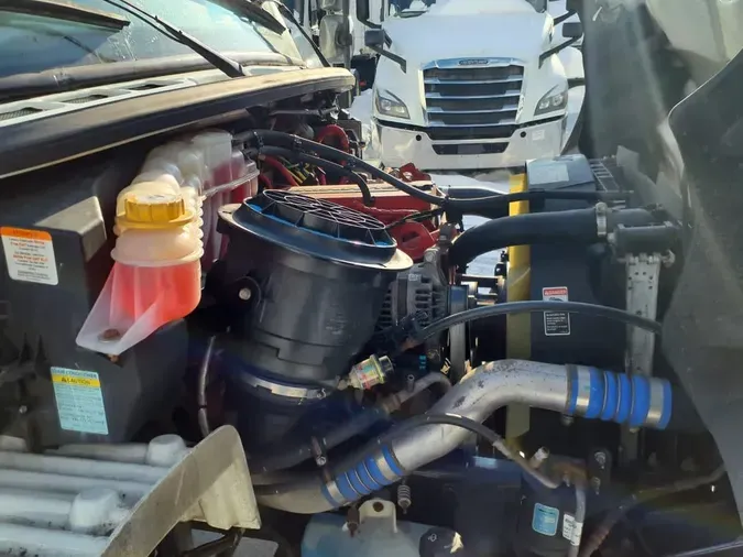 2021 FREIGHTLINER/MERCEDES M2 10665199fba76ec1a3835205f281ed4a05c