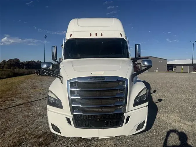 2022 FREIGHTLINER CASCADIA651a118c877c90d0f85259a84f3f1567