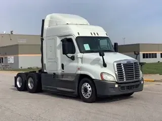 2015 FREIGHTLINER CASCADIA