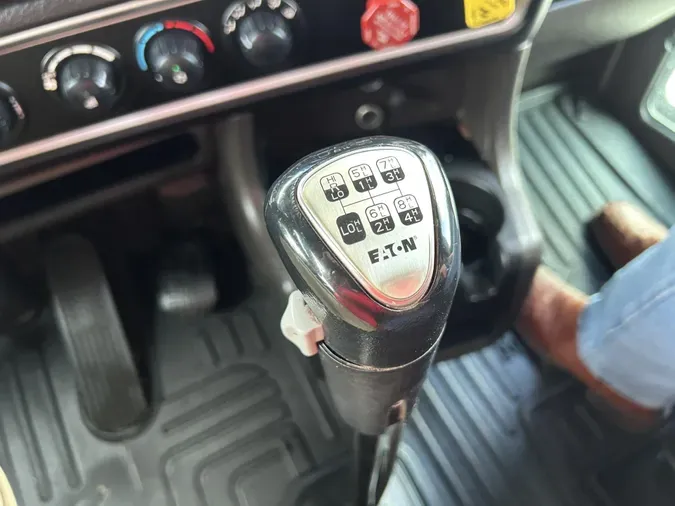 2016 Kenworth W900