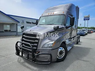 2022 FREIGHTLINER Cascadia 126