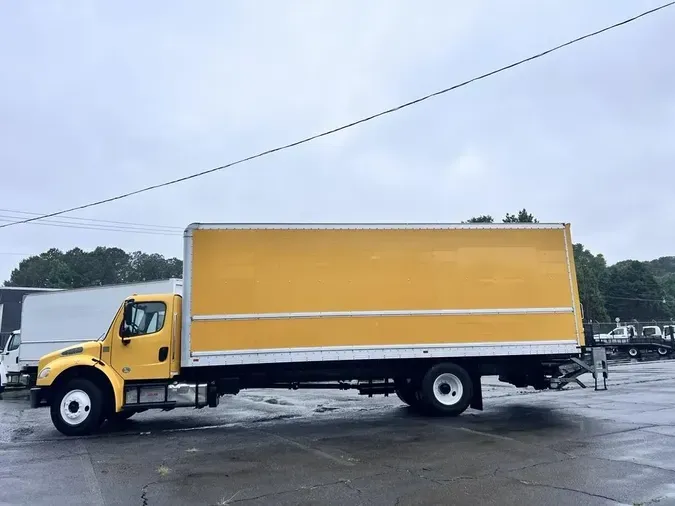 2019 Freightliner Business Class M2 106
