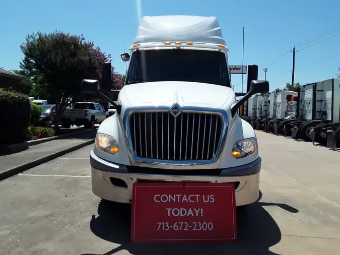 2018 NAVISTAR INTERNATIONAL LT625 SLPR CAB