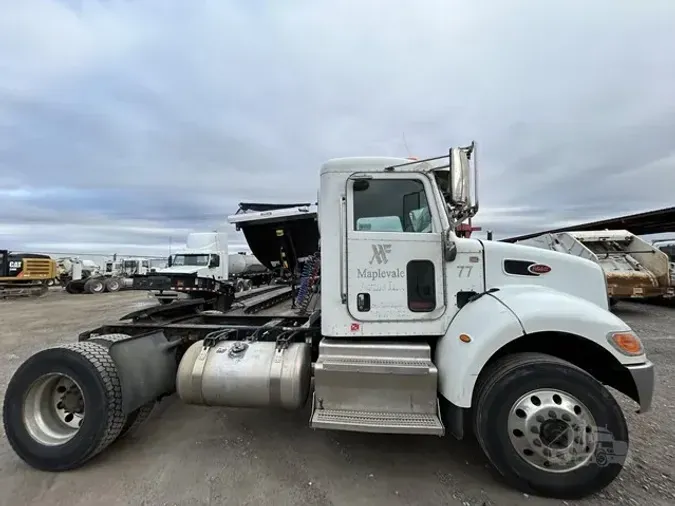 2016 PETERBILT 337