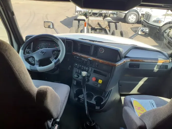 2019 NAVISTAR INTERNATIONAL LT625 SLPR CAB