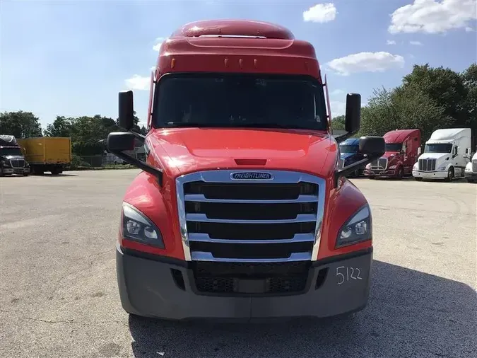 2021 FREIGHTLINER CA126