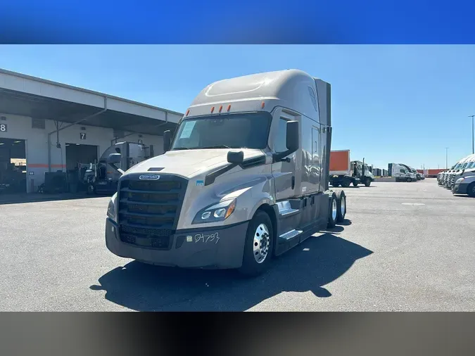 2023 Freightliner Cascadia