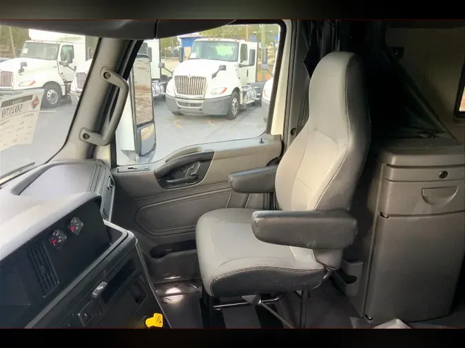 2023 INT LT625 6x46533c55ecfade40bd82d6753905635a0