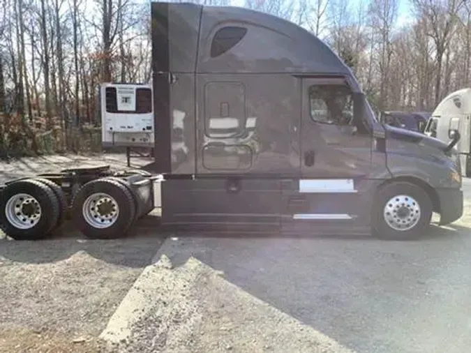 2023 Freightliner Cascadia