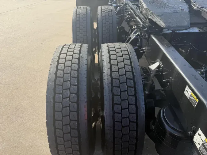 2021 Peterbilt 5796536f06d415996f82c23160dd7e8d42b
