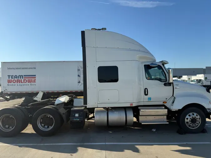 2019 NAVISTAR INTERNATIONAL LT625 SLPR CAB