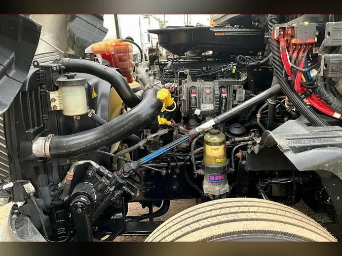 2021 INT LT625 6x4