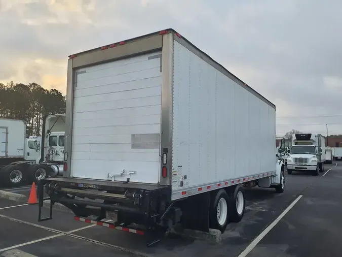 2018 FREIGHTLINER/MERCEDES M2 106