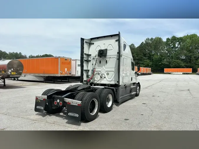2021 Freightliner Cascadia
