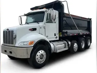 2020 Peterbilt 348