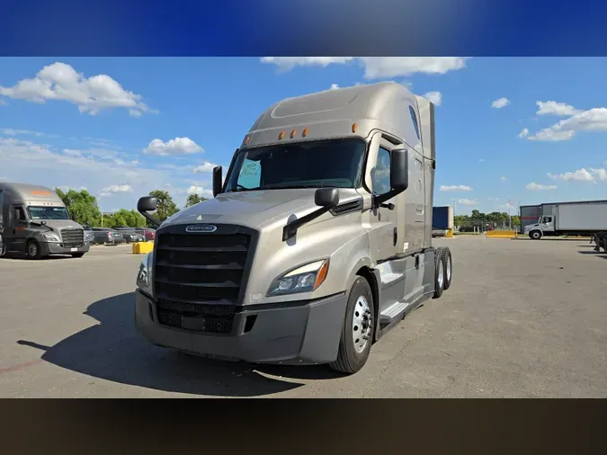 2022 Freightliner Cascadia 126