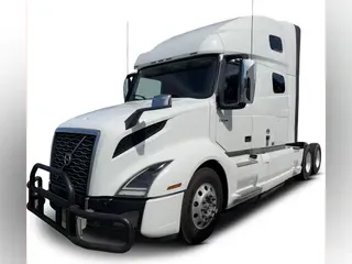 2020 Volvo VNL64T760