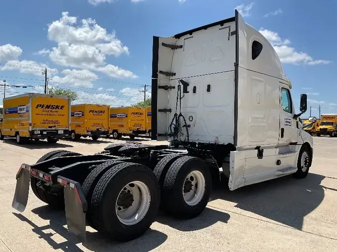 2019 Freightliner T12664ST