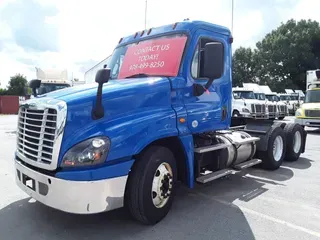 2018 FREIGHTLINER/MERCEDES CASCADIA 125