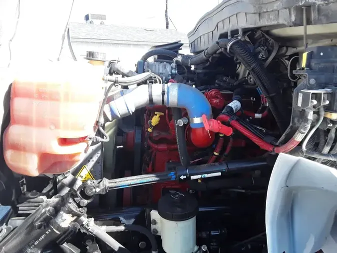 2020 NAVISTAR INTERNATIONAL MV607 (4X2)