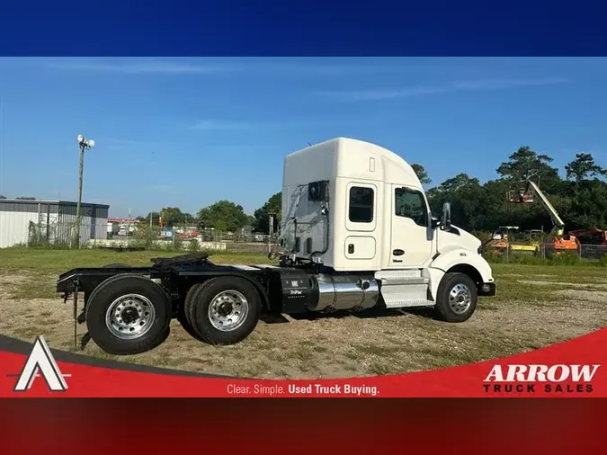 2022 KENWORTH T880