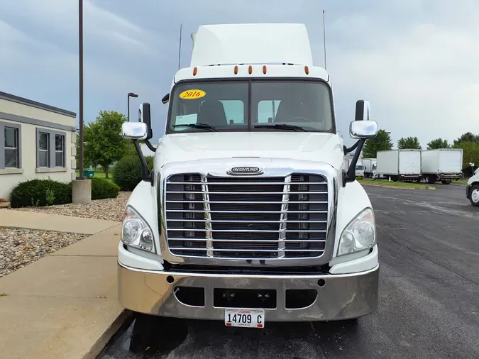 2016 FREIGHTLINER/MERCEDES CASCADIA 125