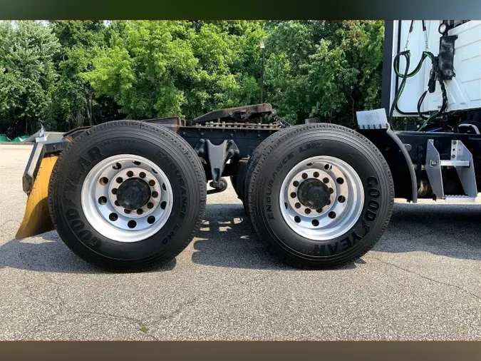 2021 INT LT625 6x4655377489826224f26a766e44db0d5d5