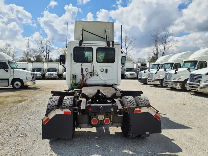2020 FREIGHTLINER/MERCEDES CASCADIA 1136554d7c9ba3dcbafe7d2f296badb9886