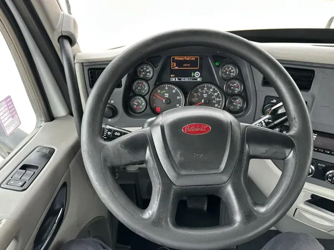 2021 Peterbilt 579