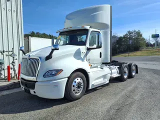 2022 NAVISTAR INTERNATIONAL LT625 DAYCAB T/A