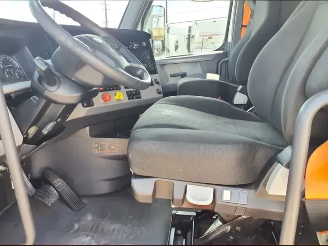 2020 FREIGHTLINER NEW CASCADIA PX12664