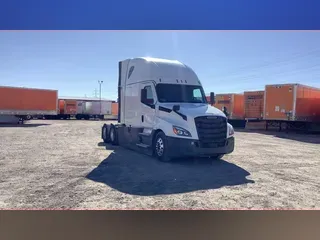 2022 Freightliner Cascadia 126