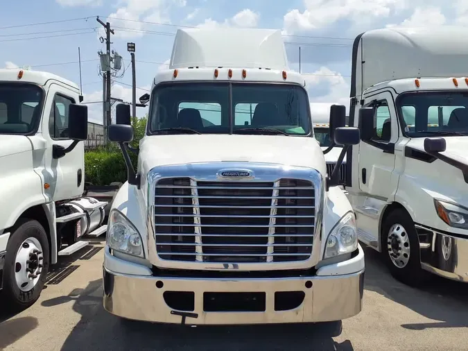2018 FREIGHTLINER CASCADIA 125