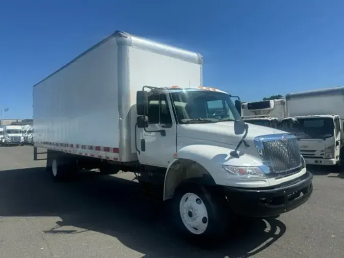 2019 NAVISTAR INTERNATIONAL 4300