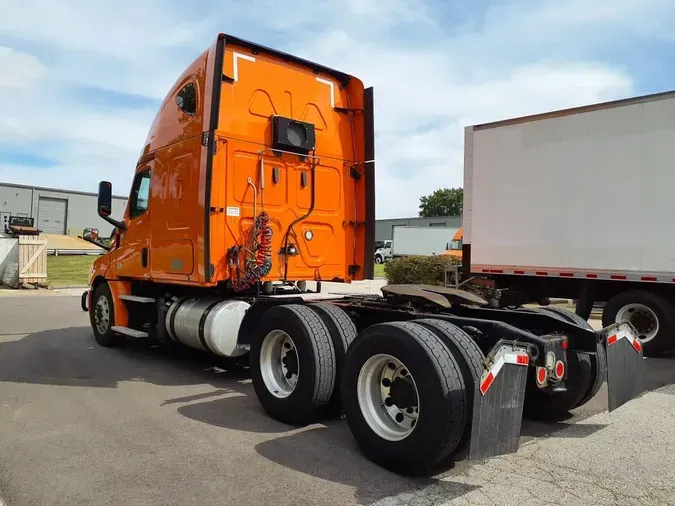 2019 FREIGHTLINER NEW CASCADIA PX12664