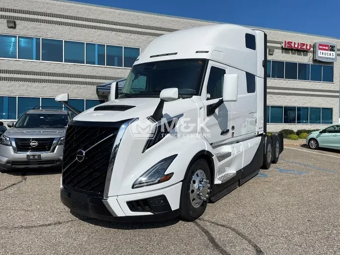 2025 VOLVO VNL64T860656b3a3df5077d65a370a5b717d68694